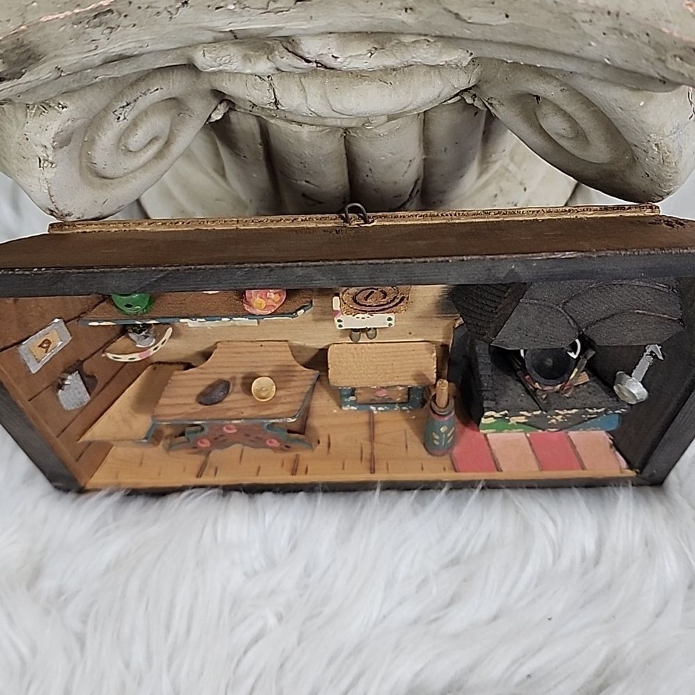 Swiss Rustic Miniature Kitchen Diorama - Picture 5 of 11